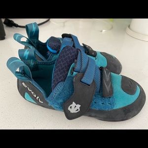 Evolv Kira women’s climbing shoes EUR 39